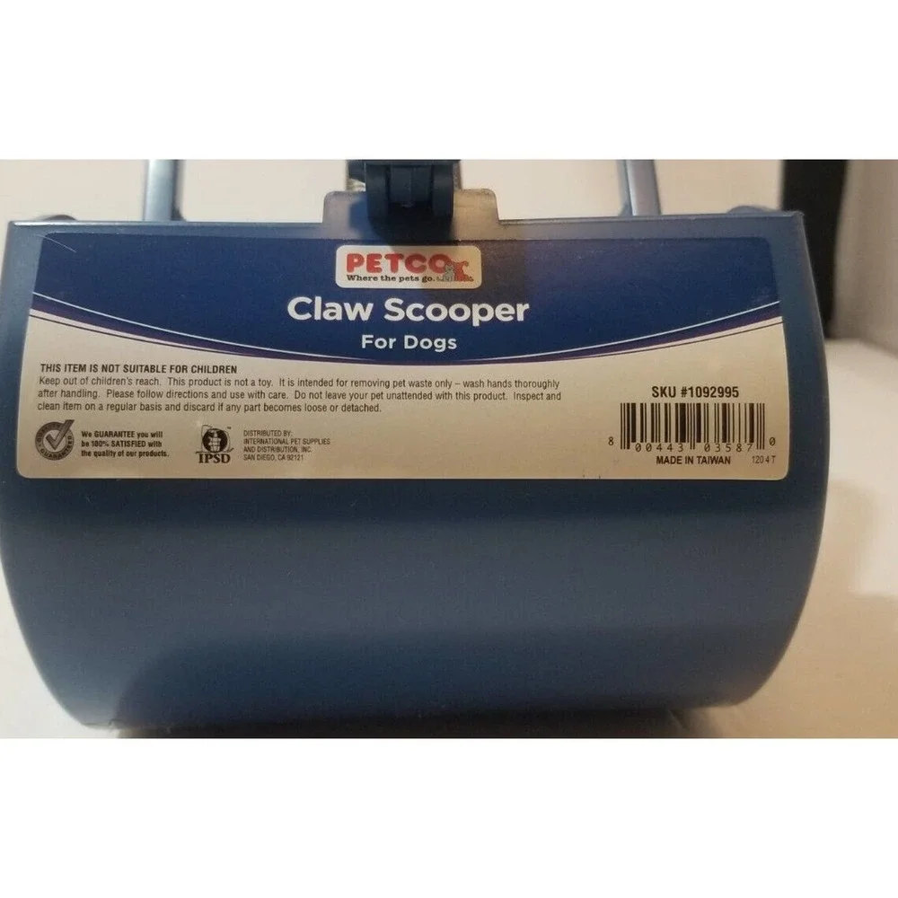 COPY - New Petco claw Pooper Scooper for dogs - Works Great on grass, gravel an…